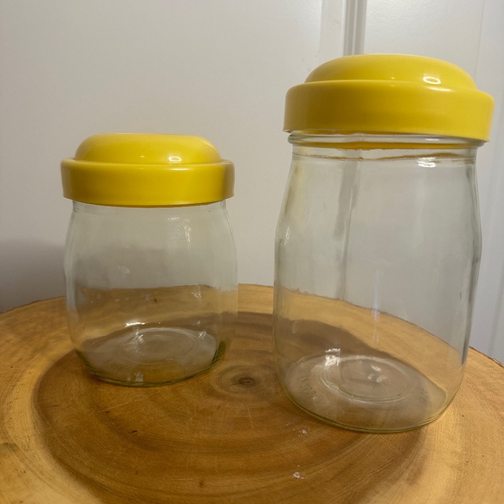 Vtg. Carlton Jars with Lids